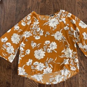 Stitch Fix floral top, size large.